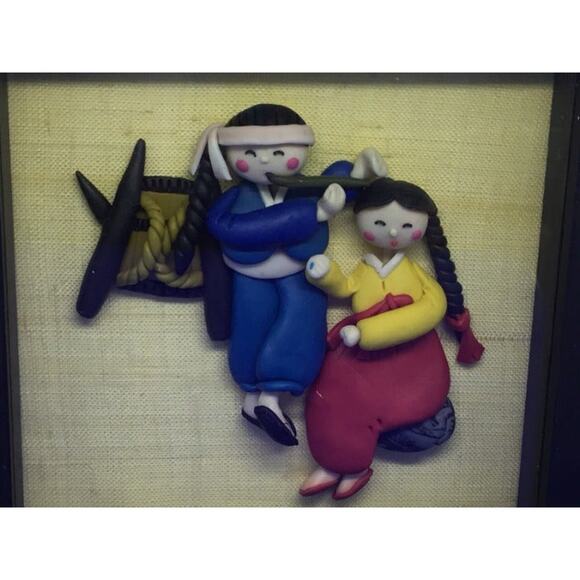 Handmade Korean 3D Clay Picture of Girl and Boy in Black Frame - Picture 3 of 5